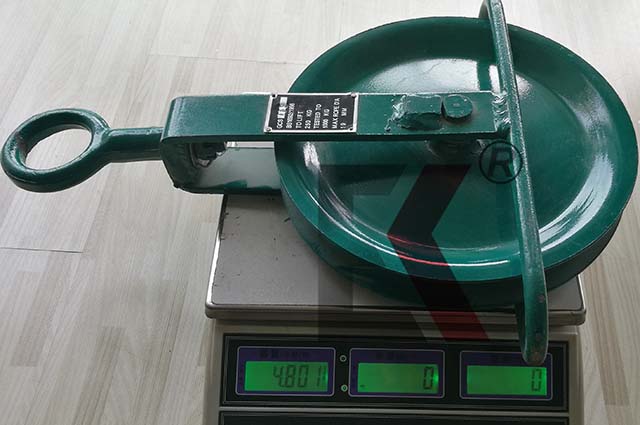 የ Scofflodlod Gin ጎማ