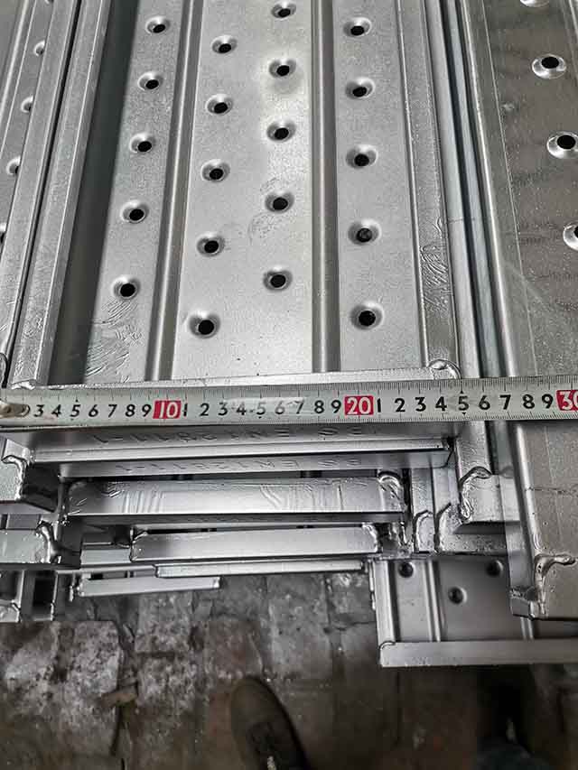 የብረት ፕላንክ 07