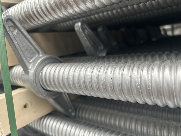 የለውዝ እጀታ እና ቤዝ ጃክ