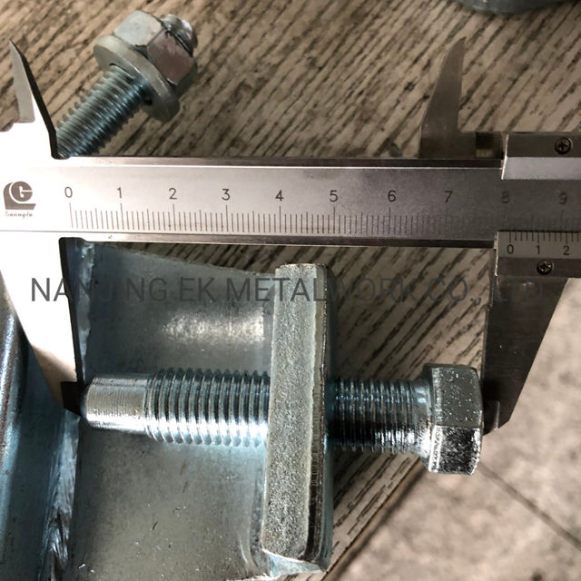 ቋሚ የወጫት መከለያ -3 ማጌጫ -3 