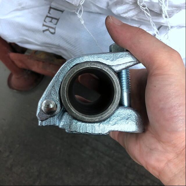 ግማሽ ኮንፈረንስ 4