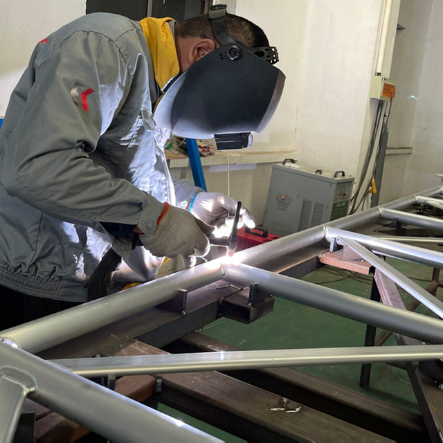 የአልሙኒየም ጨረር