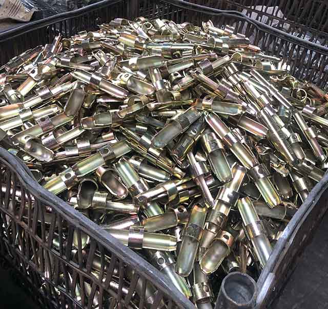 PS የጋራ ፒን 15