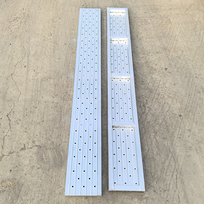 ስካፎልዲንግ የቀዘቀዘ ጣውላ