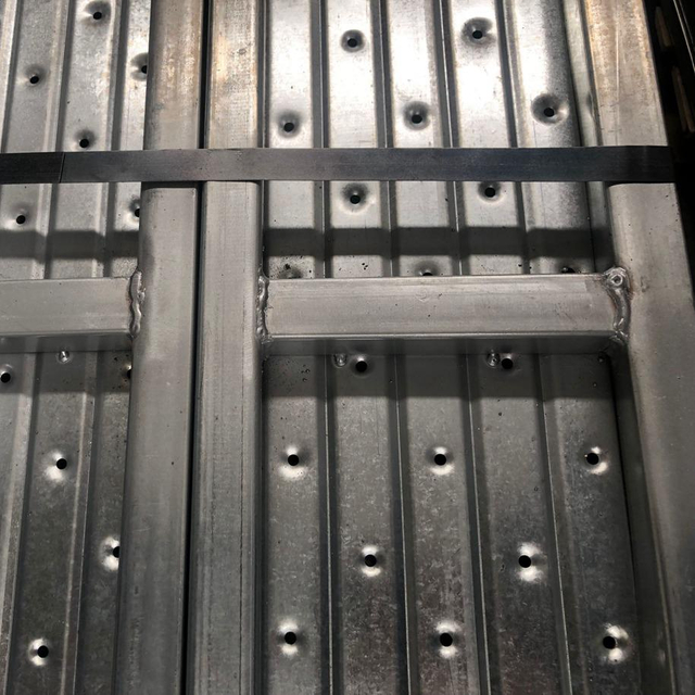 BS1139 የተዘጋ ብረት ስካድል የመራመጃ ሰሌዳዎች