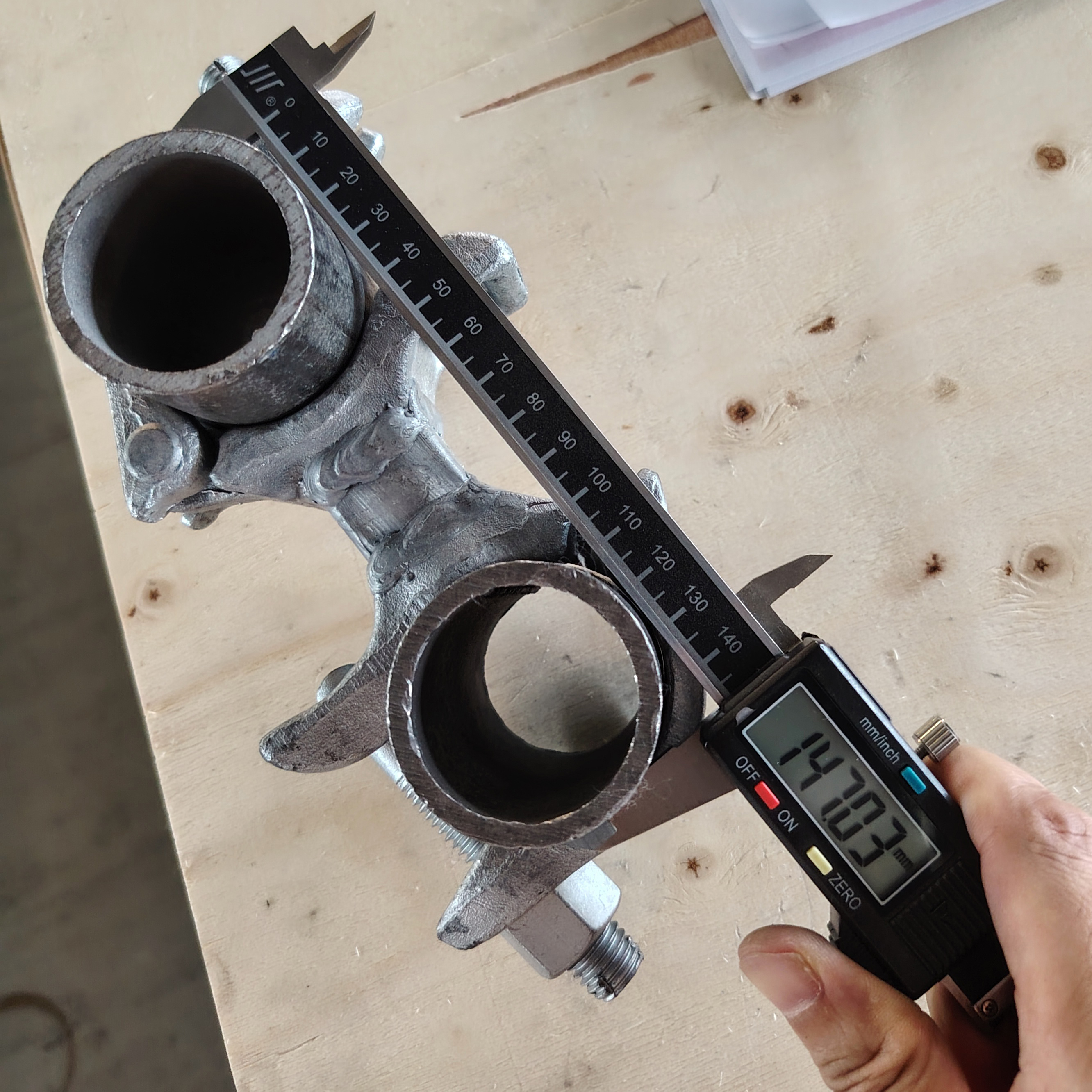 ልዩ ቅርጽ ያለው የርቀት ማያያዣ 98ሚሜ 