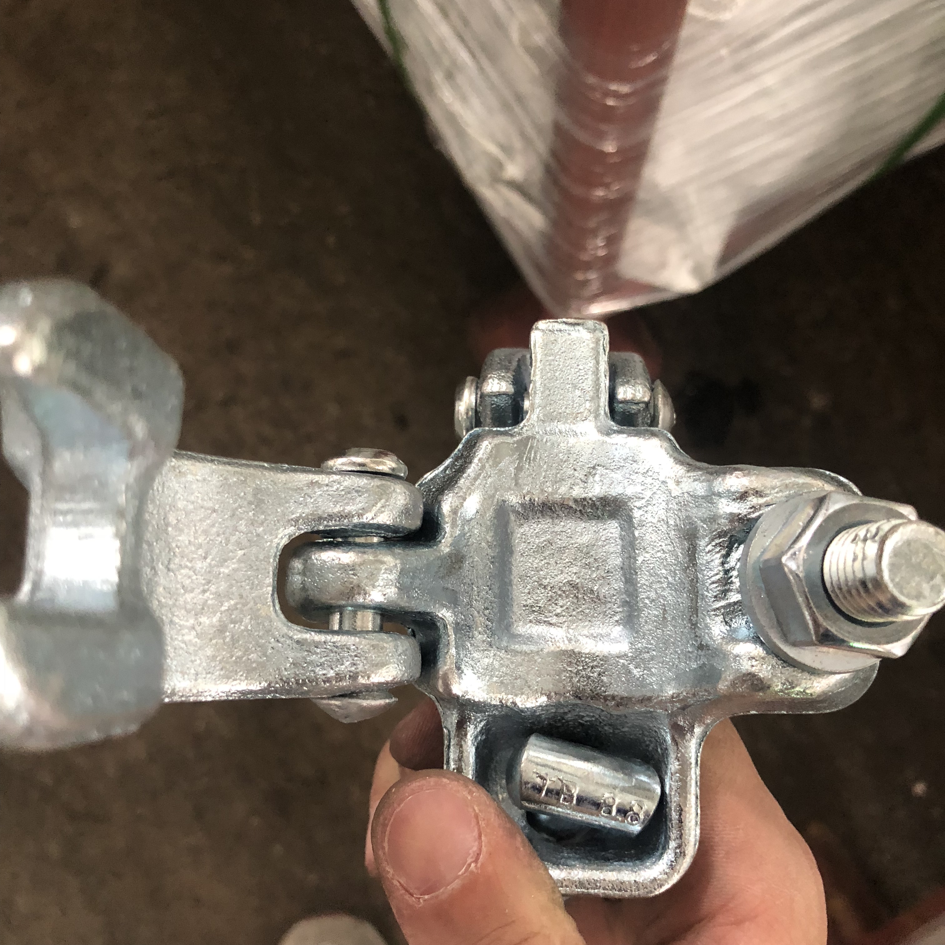 የብሪቲሽ ዓይነት ጠብታ የተጭበረበረ ድርብ ጥንድ 