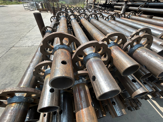 Skylocloclocloclock መደበኛ