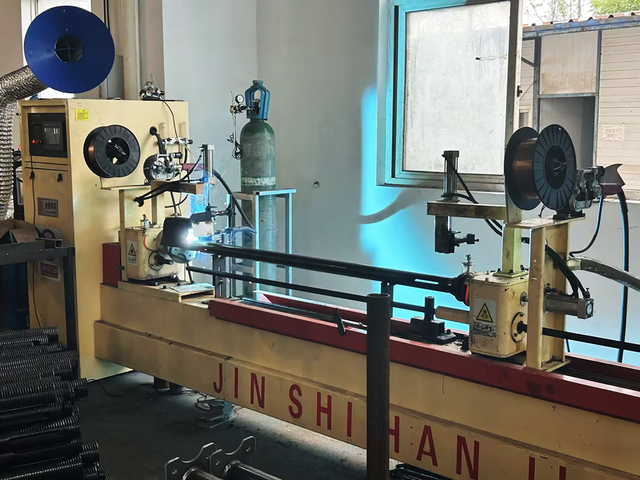 አረብ ብረት Proplding