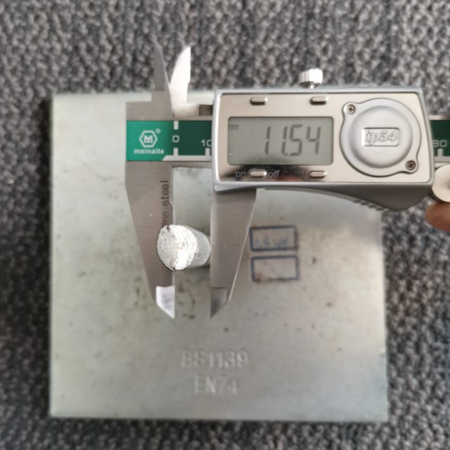 ዙር አሞሌ የመመዝገቢያ ሰሌዳ 16