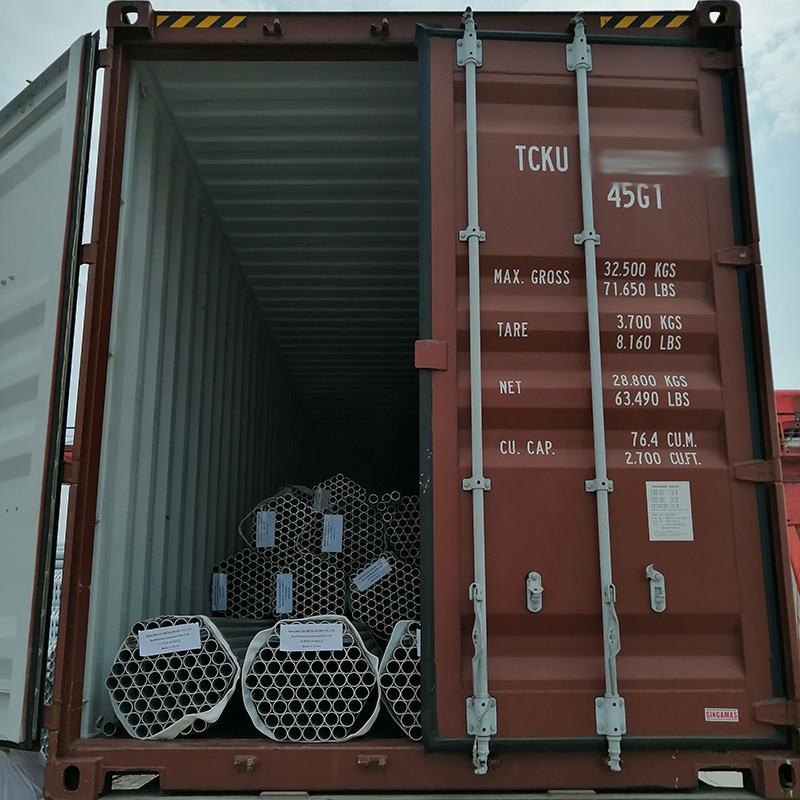 የመጫን ቧንቧዎችን በመጫን ላይ የመሸከም 