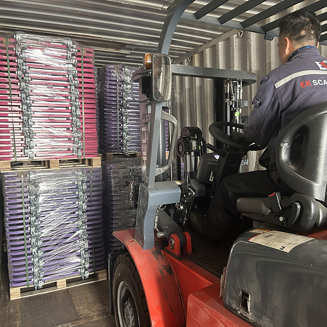 ሊቀለበስ የሚችል መሰላል መዳረሻ በር መላኪያ