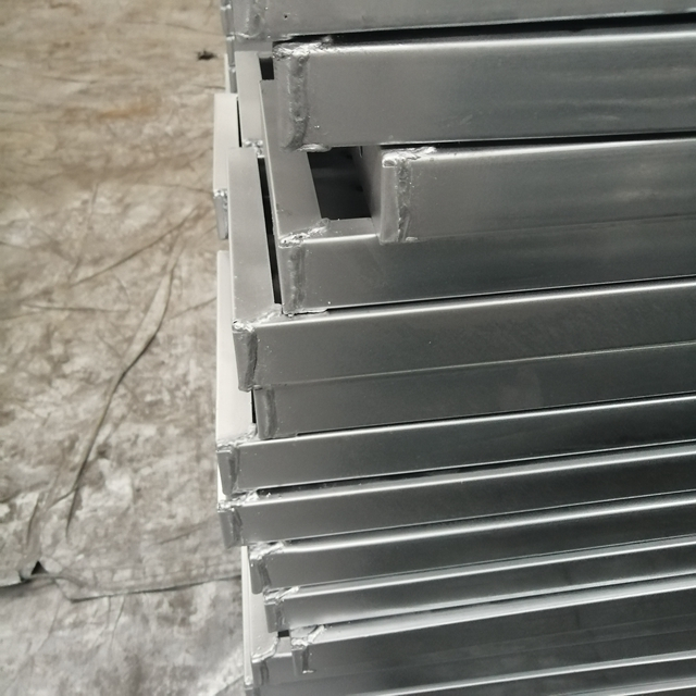 210 ሚሜ ግፊት የእግር ጉዞ ሰሌዳዎች ግንባታ