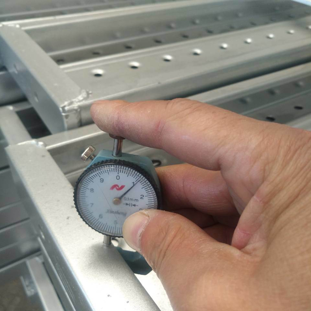 210 ሚሜ ኮንስትራክሽን ስፔሻል የእግር ጉዞ ቦርድ