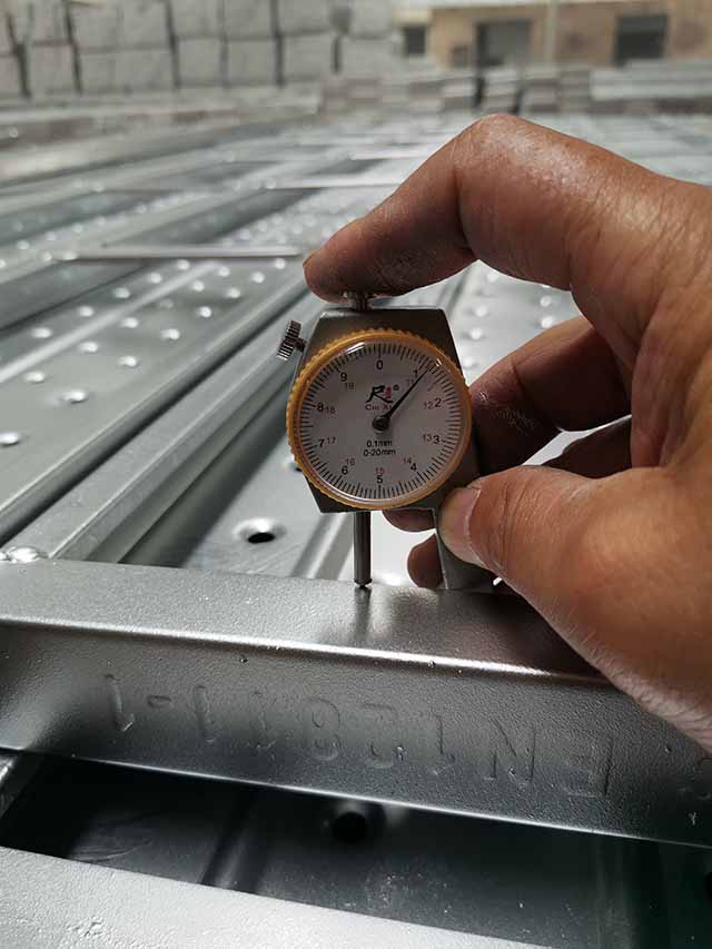 የብረት ፕላንክ 09