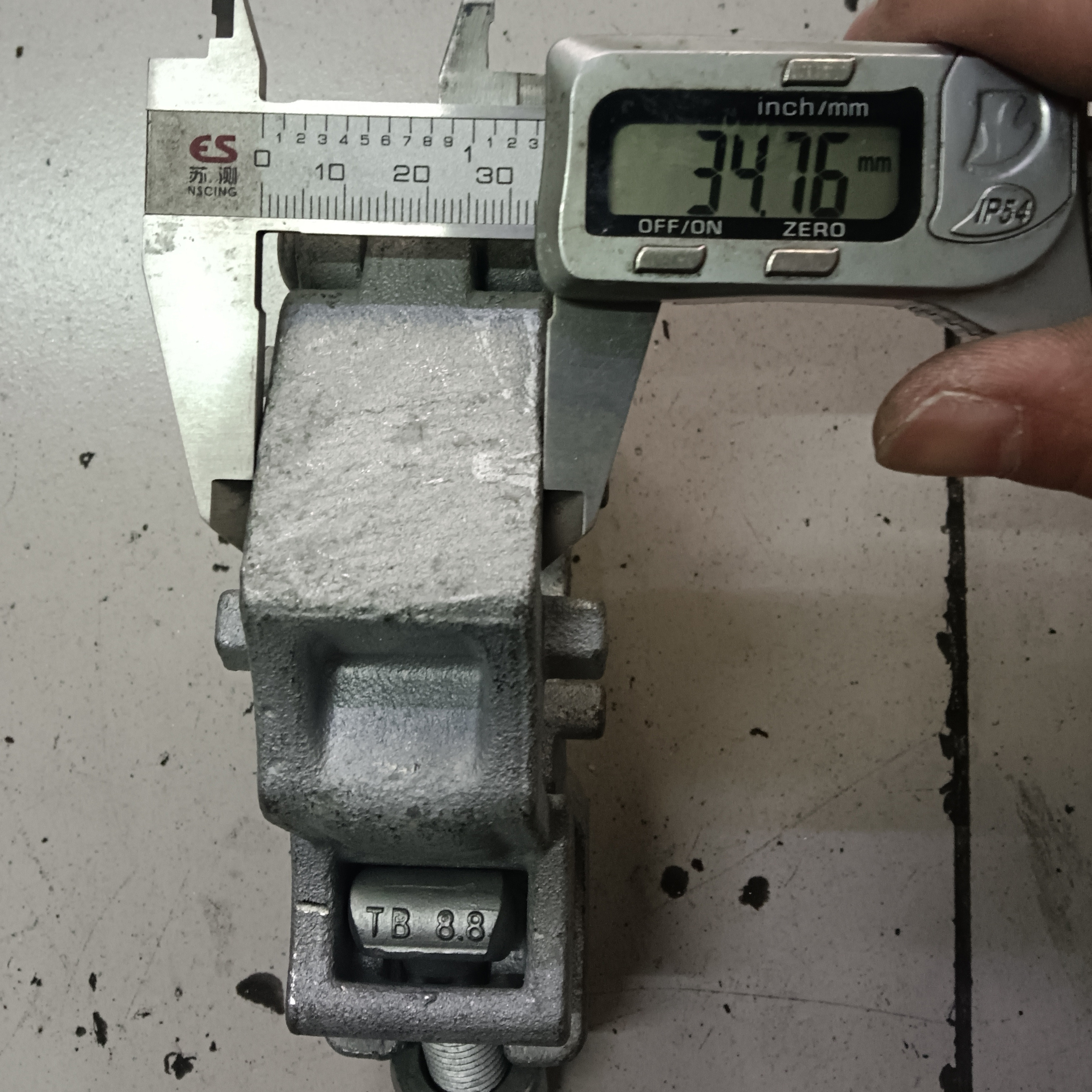 የጭረት ማያያዣ 