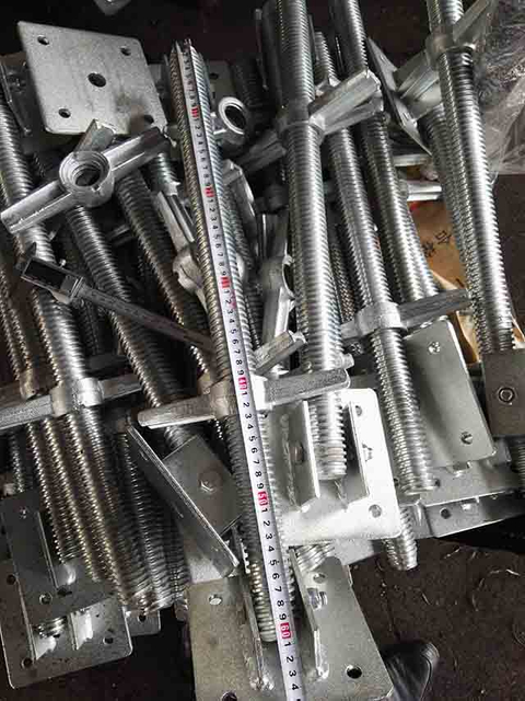 ጋዜጣው የ Scoflodlodlod Scouwlow የመሸከም የመመዝገቢያ ጃክ