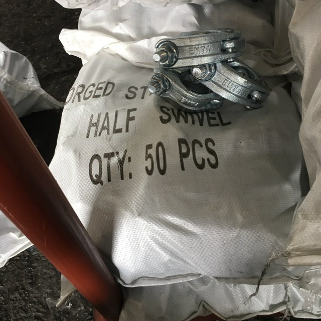 የተቆራረጠ የ Scafflodloding ግማሽ የትርፍ ጊዜ ማሳለፊያ