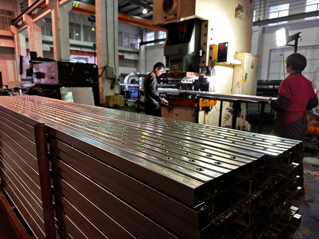 የአረብ ብረት ፕላንክ ማሽን