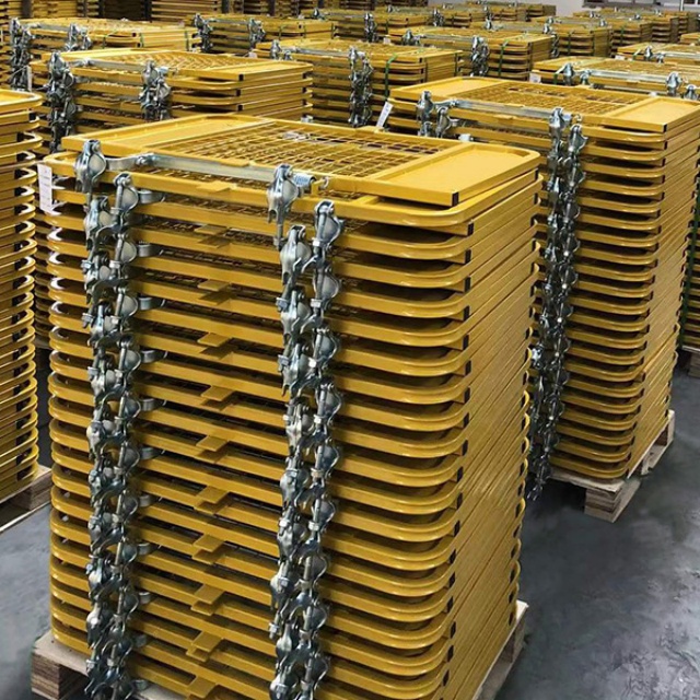 ሊቀለበስ የሚችል መሰላል መግቢያ በር