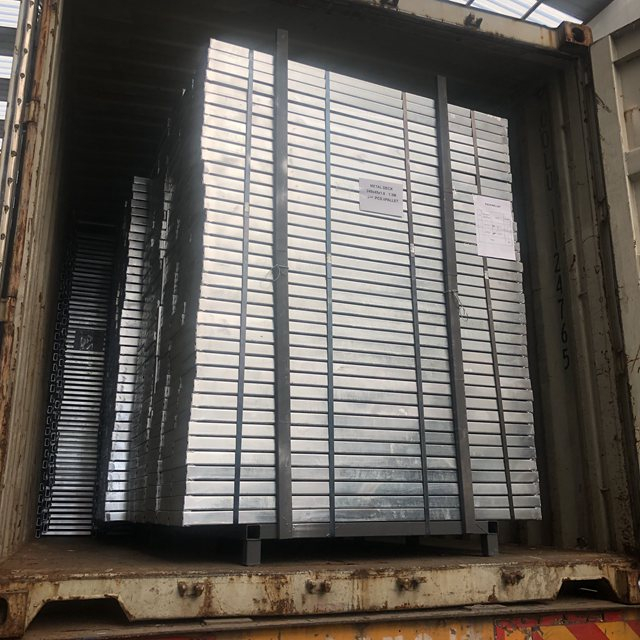 BS1139 ለግንባታ ለመገንባት ሞቃት-ነጠብጣብ የተካሄደ የእግር ጉዞ ሰሌዳዎች