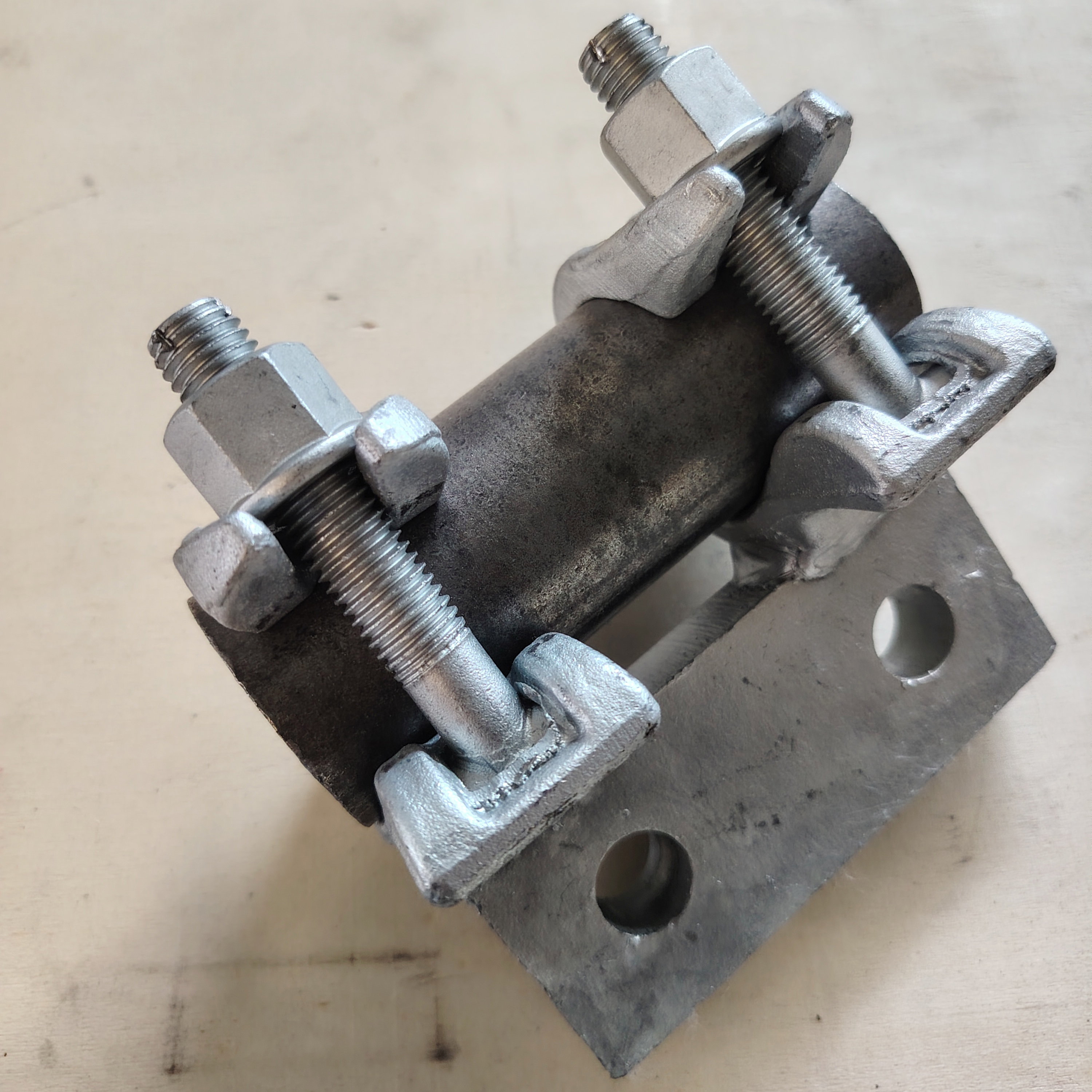 Bespoke Base ልዩ ቅርጽ ያለው ስካፎልዲንግ ክላምፕ