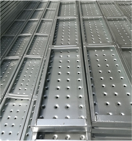 ስካንፊንግስ አረብ ብረት ጣውላዎች ይፈትሹ