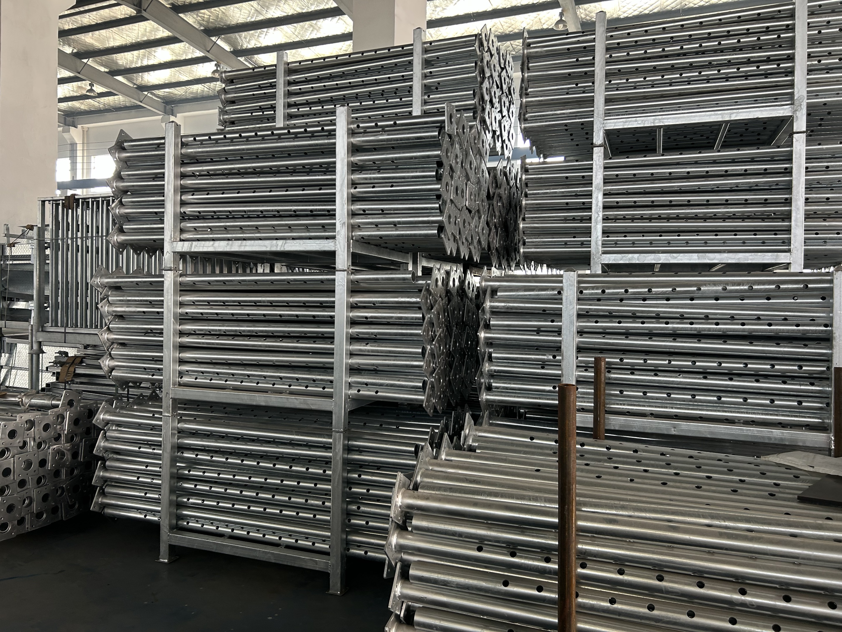 ስዕላዊው ውስጣዊ ቱቦን ይለጥፉ