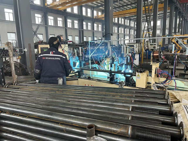 አረብ ብረት Proplding