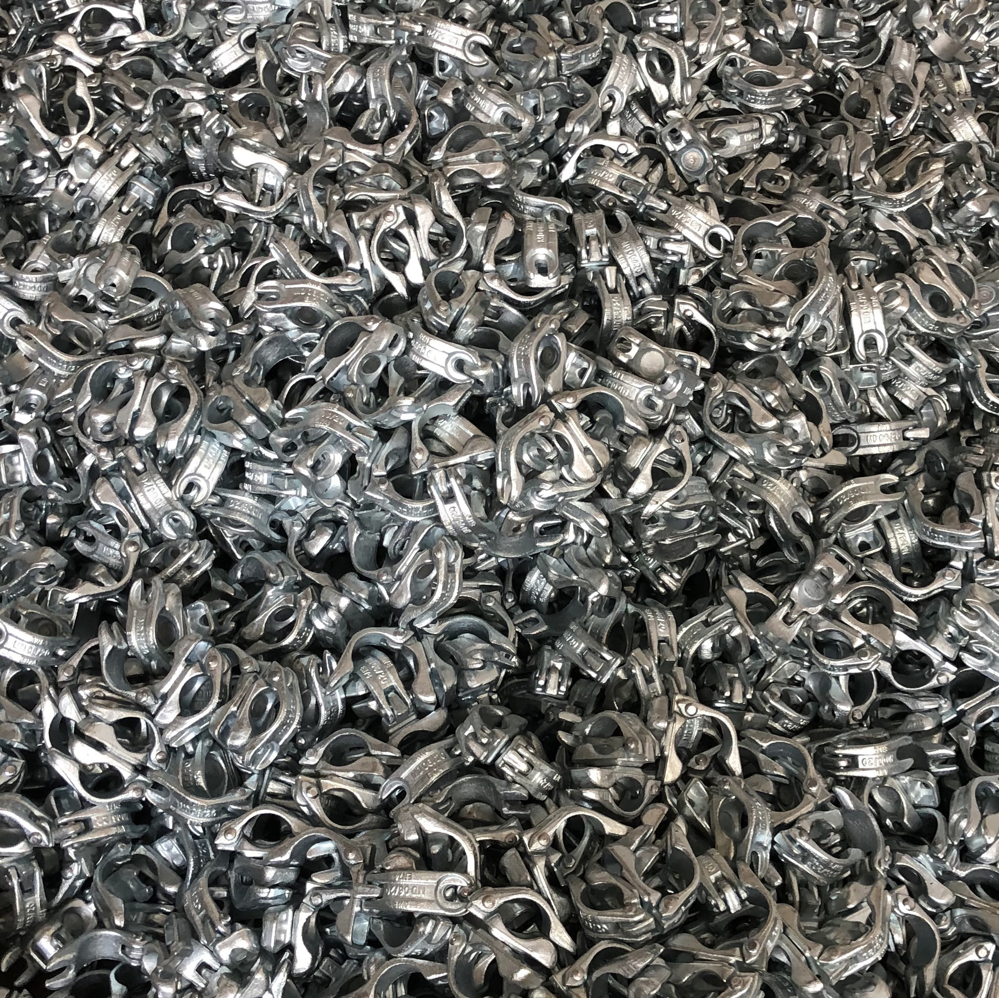 የተቆራረጠ የእን Swovel Counder