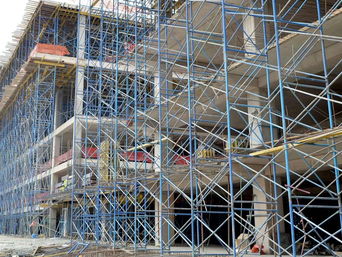 በሚሽከረከሩ ክፈፎች በኩል የእግር መተግበሪያዎች